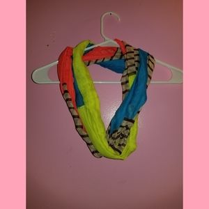 Color block Infinity Scarf